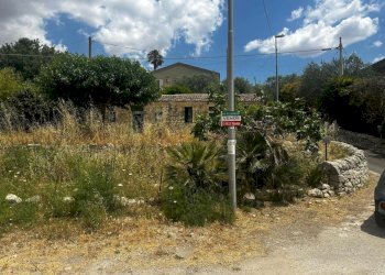 WhatsApp Image 2026-06-19 at 17.33.11 (3) - Rustic Via Frigintini Gianforma Ponte Margione 189, Modica - photo 17