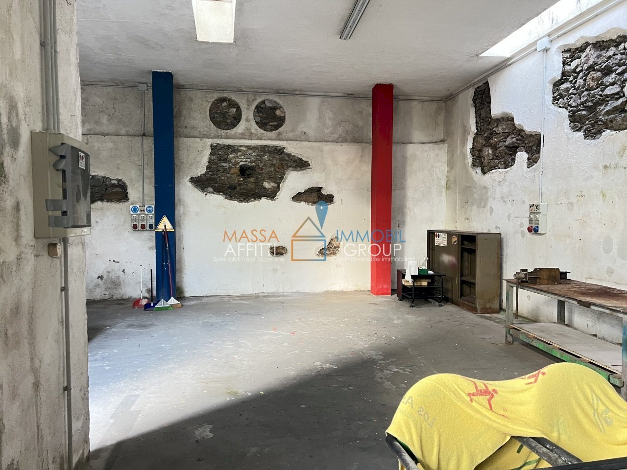 IMG_7259 - Magazzino Via Crocello 8, Massa - foto 3