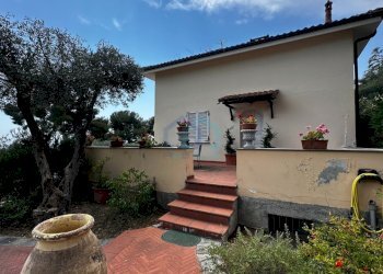 casa piano superiore - Villa Viale Vittorio Veneto 35, Imperia - photo 4