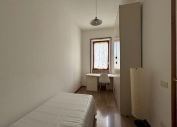 Cameretta - Four-room apartment Via Morazzone Pier Francesco Mazzucchelli 21, Como - photo 12
