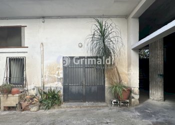 3 - Appartamento Via Giacomo Leopardi 6, Acerra - foto 2