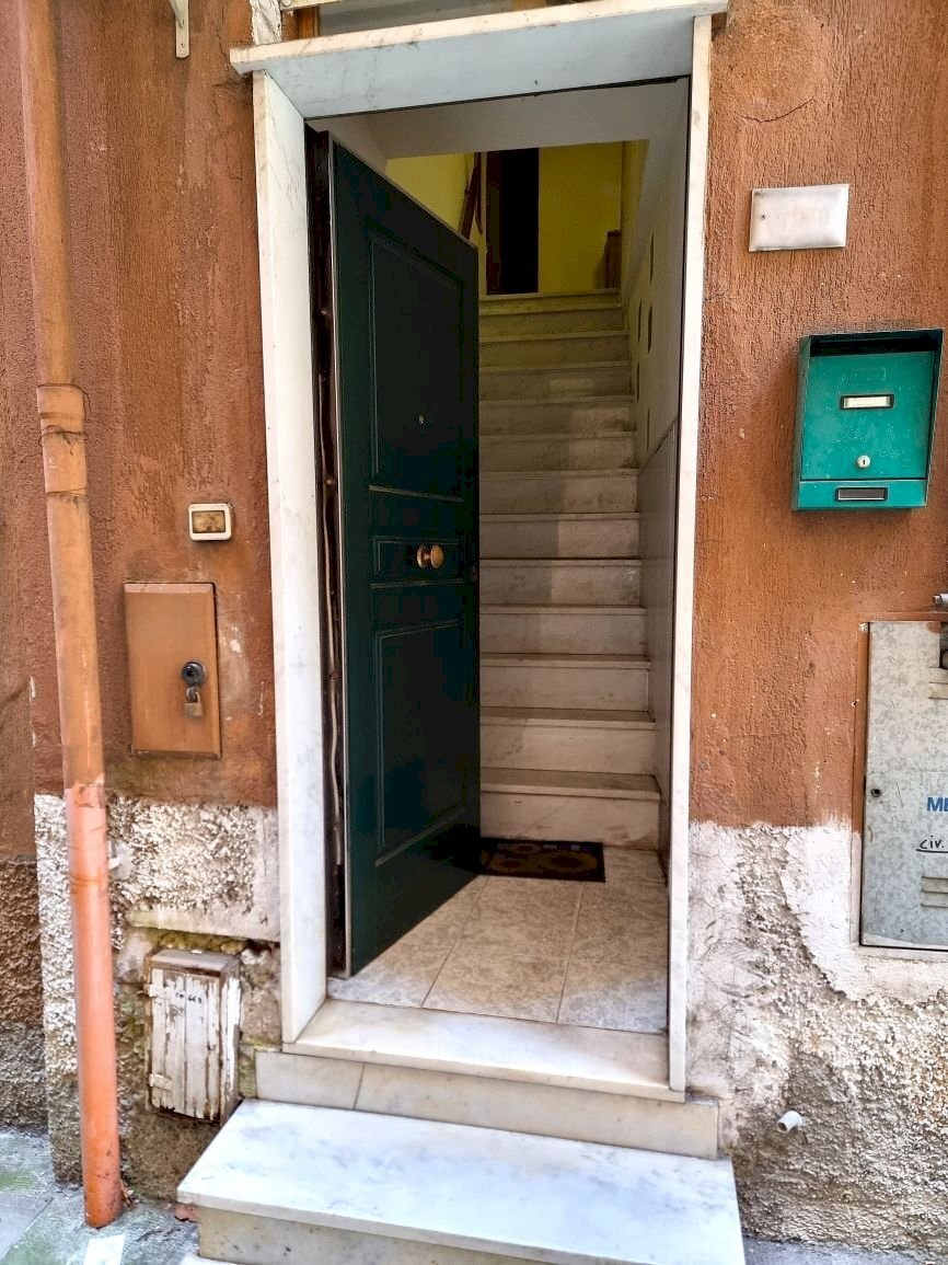 Portoncino di accesso - Three-room apartment Via Paolo Anfossi 66B, Genova (neighborhood Pontedecimo) - photo 2