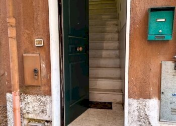 Portoncino di accesso - Three-room apartment Via Paolo Anfossi 66B, Genova (neighborhood Pontedecimo) - photo 2