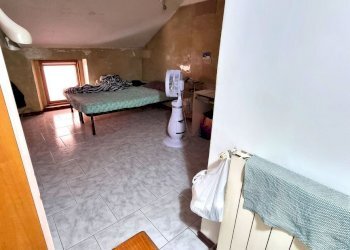 camera matrimoniale - Three-room apartment Via Paolo Anfossi 66B, Genova (neighborhood Pontedecimo) - photo 11