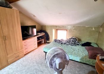 camera matrimoniale - Three-room apartment Via Paolo Anfossi 66B, Genova (neighborhood Pontedecimo) - photo 17
