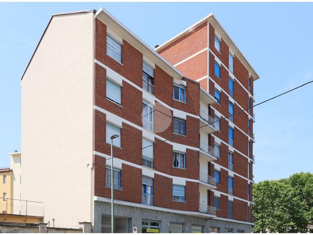 Four-room apartment Via Borgomasino, Torino (neighborhood Lucento) - photo 1
