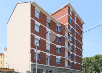 Four-room apartment Via Borgomasino, Torino (neighborhood Lucento) - photo 1