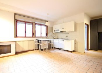 Four-room apartment Via Caduti di Melissa, Casalecchio di Reno - photo 14
