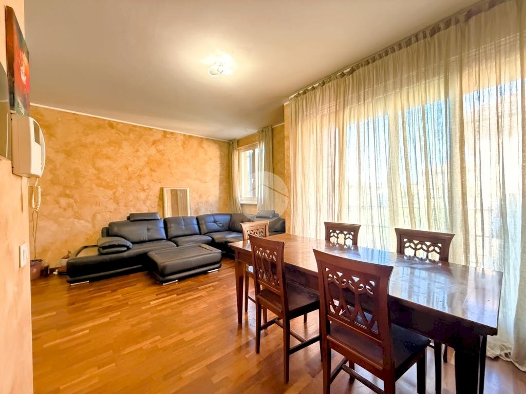 Three-room apartment Piazza Sandro Pertini, Santo Stefano Ticino - photo 1