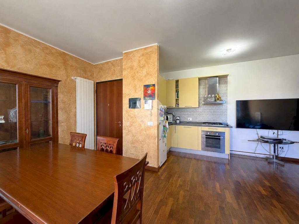 Three-room apartment Piazza Sandro Pertini, Santo Stefano Ticino - photo 2