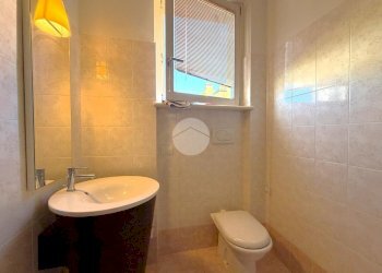 Three-room apartment Piazza Sandro Pertini, Santo Stefano Ticino - photo 11