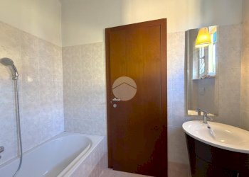 Three-room apartment Piazza Sandro Pertini, Santo Stefano Ticino - photo 12