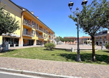 Three-room apartment Piazza Sandro Pertini, Santo Stefano Ticino - photo 18