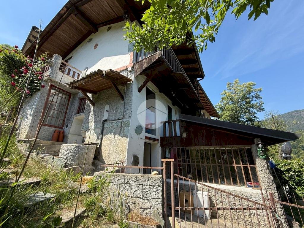 Semi-detached house Borgata Bertassi, Rubiana - photo 2