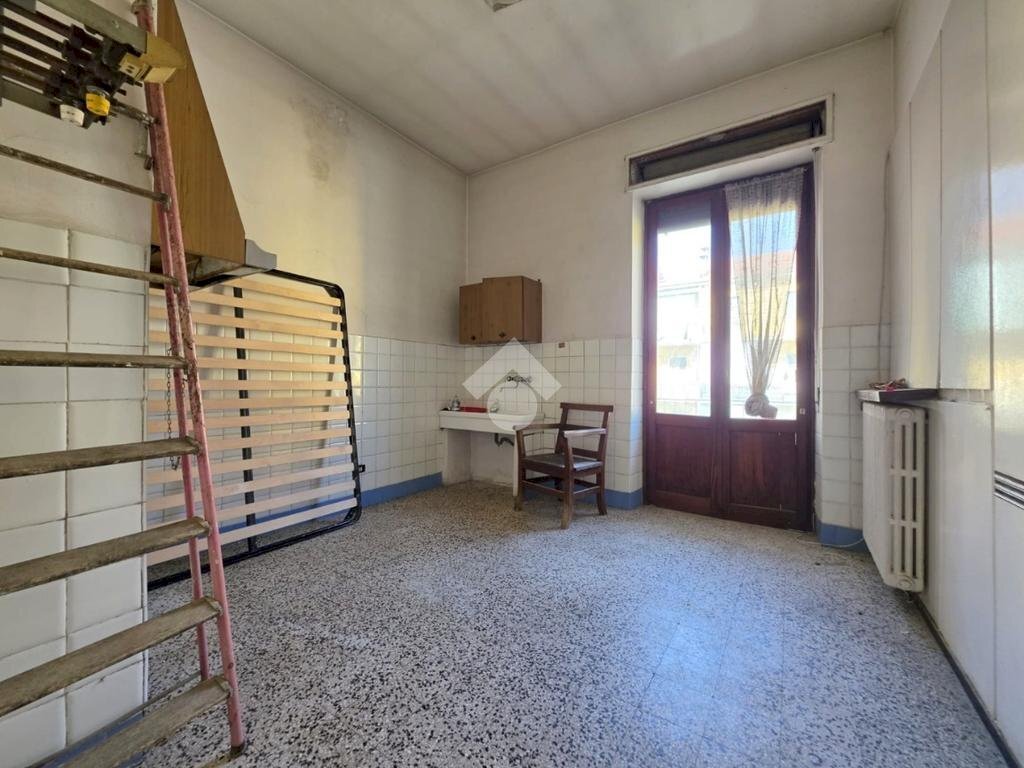Three-room apartment Via Antonio Gramsci, Acqui Terme - photo 2