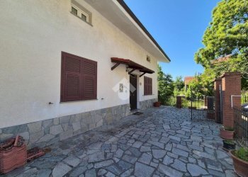 Villa Località Piancastagna, Ponzone - photo 1
