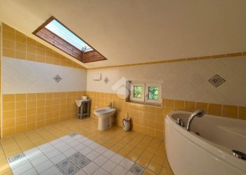 Villa Località Piancastagna, Ponzone - photo 21