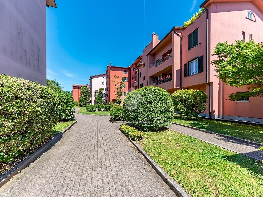 Two-room apartment Via Piave, Rescaldina - photo 1