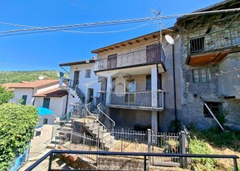Semi-detached house Località Costa di Vallenzona, Vobbia - photo 2
