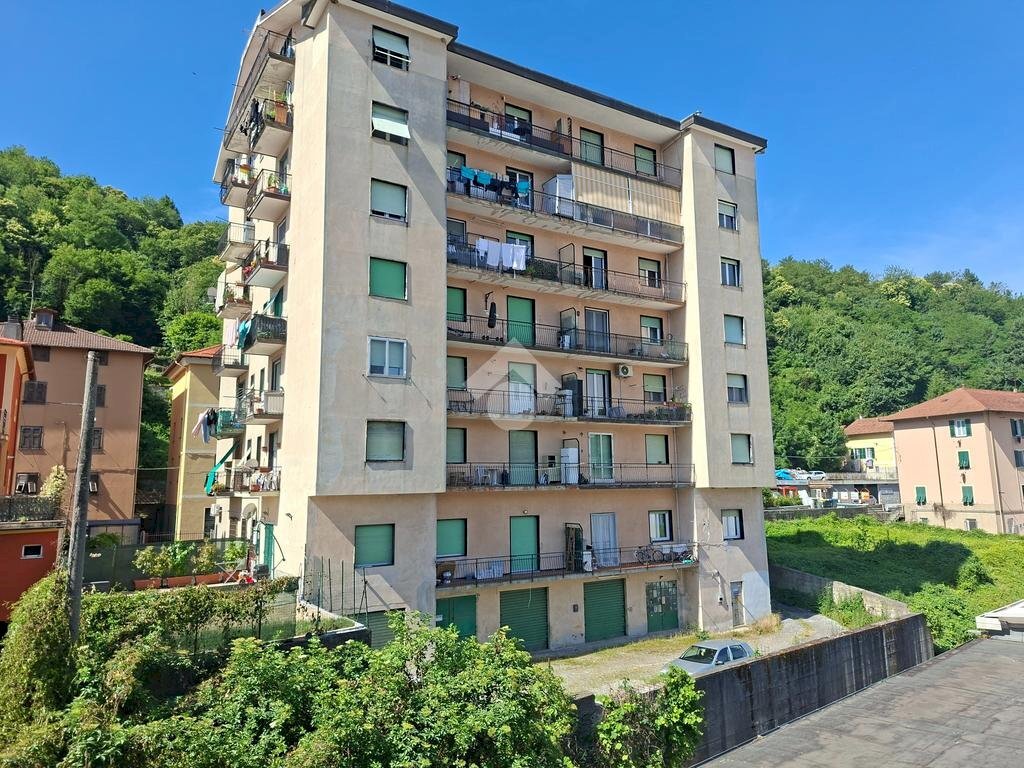 Trilocale Via isorelle, Savignone - foto 1