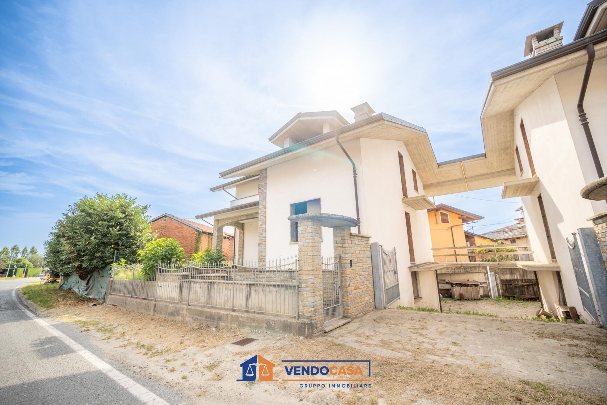 Independent house Bagnolo Piemonte - photo 2