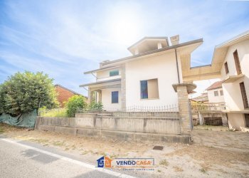 Independent house Bagnolo Piemonte - photo 5