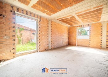 Independent house Bagnolo Piemonte - photo 8