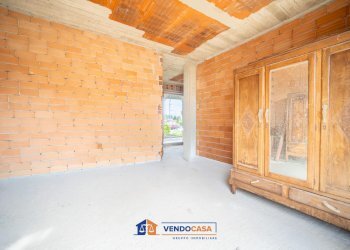 Independent house Bagnolo Piemonte - photo 11