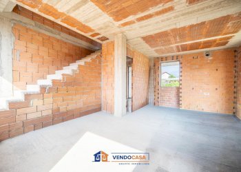 Independent house Bagnolo Piemonte - photo 12