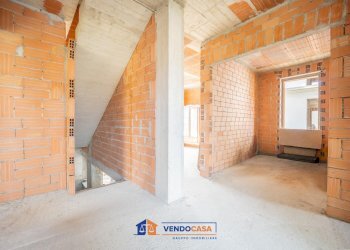 Independent house Bagnolo Piemonte - photo 13