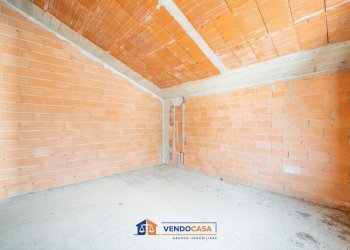 Independent house Bagnolo Piemonte - photo 19