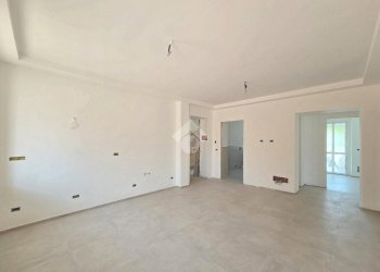 Portion of a house Via camillo cavour, Alpignano - photo 3