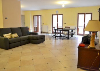 Trilocale via carlo marre', 6 
 Borzonasca, Borzonasca - foto 1