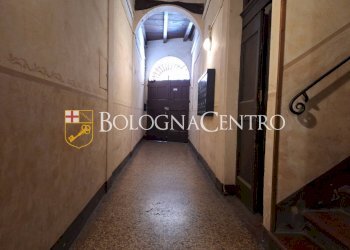 Trilocale Bologna (zona Santo Stefano) - foto 11