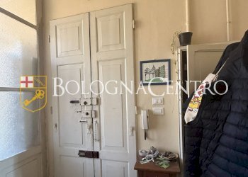 Apartment Bologna (neighborhood Santo Stefano) - photo 14