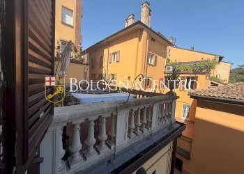 Apartment Bologna (neighborhood Santo Stefano) - photo 19