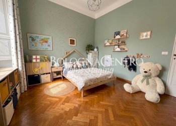 Apartment Bologna (neighborhood Santo Stefano) - photo 31