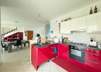 Apartment Strada Del Mondino, Castiglione Torinese - photo 8