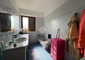 Apartment Strada Del Mondino, Castiglione Torinese - photo 19