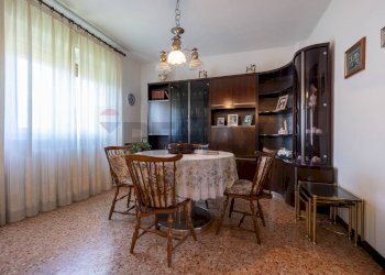 Sala da pranzo - Trilocale Via BOZZOLO, Marchirolo - foto 12