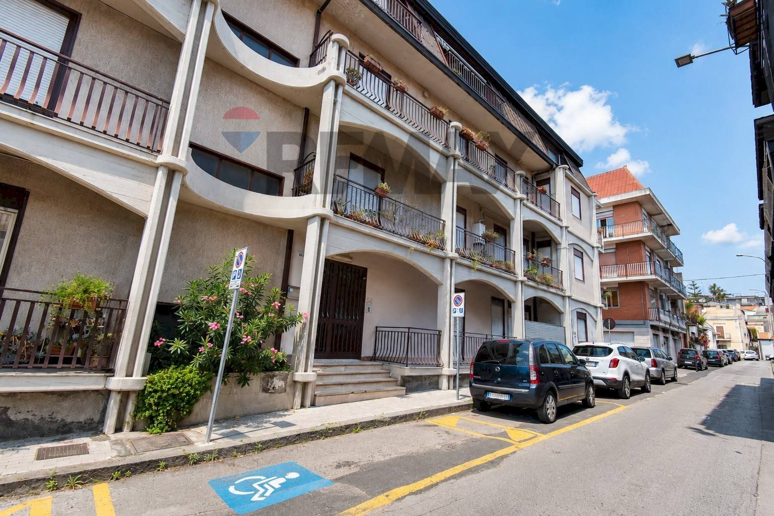 Edificio all\'aperto - Three-room apartment Via II Retta Di Ponente
 
295, Belpasso - photo 2