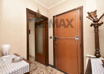 Hall / corridoio - Three-room apartment Via II Retta Di Ponente
 
295, Belpasso - photo 9