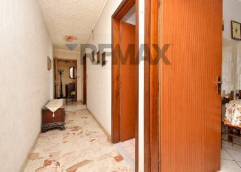 Hall / corridoio - Three-room apartment Via II Retta Di Ponente
 
295, Belpasso - photo 23