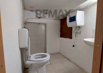 Bagno - Commercial Premises Via Sant'alfio
44, Catania - photo 6