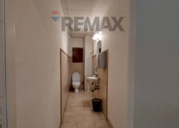Hall / corridoio - Commercial Premises Via Sant'alfio
44, Catania - photo 14