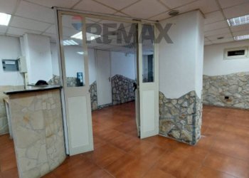 Stanza vuota - Commercial Premises Via Sant'alfio
44, Catania - photo 17