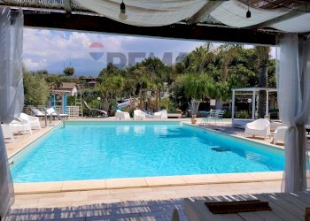 Piscina - Villa C.da Renazzi
 
SNC, Paterno - photo 5