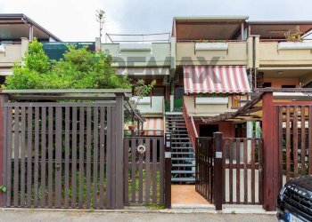 Edificio all\'aperto - Bilocale Viale Maria Immacolata
 
126, Mascali - foto 2