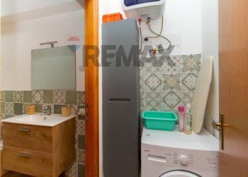 Lavanderia - Bilocale Viale Maria Immacolata
 
126, Mascali - foto 23