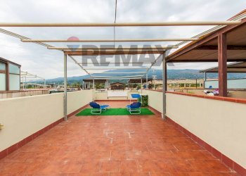 Terrazza - Bilocale Viale Maria Immacolata
 
126, Mascali - foto 24